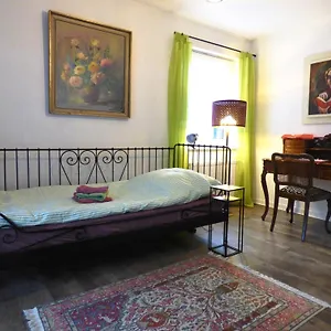 https://wohlfuhl-zimmer-mit-balkon.hamburg-hotels-de.com