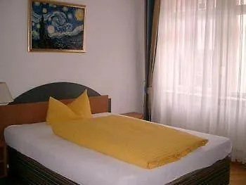 Altstadt Hotel Heidelberg 3*,